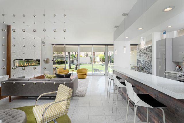 343 Westlake Terrace, Palm Springs, CA 92264