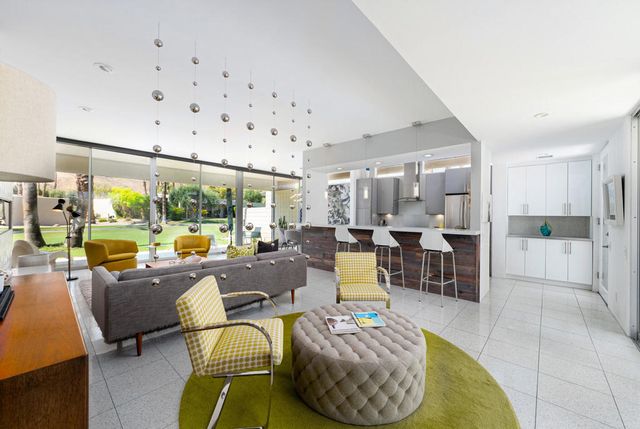 343 Westlake Terrace, Palm Springs, CA 92264