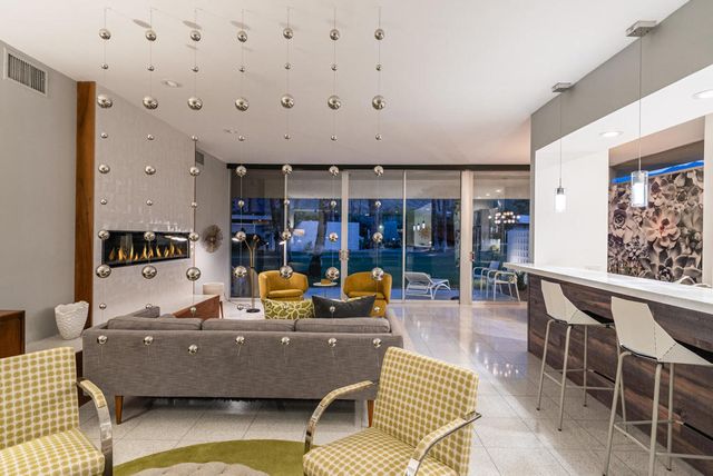 343 Westlake Terrace, Palm Springs, CA 92264