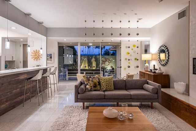 343 Westlake Terrace, Palm Springs, CA 92264