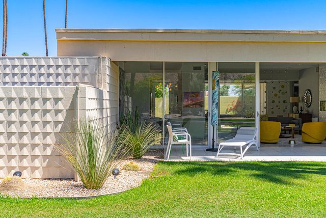 343 Westlake Terrace, Palm Springs, CA 92264