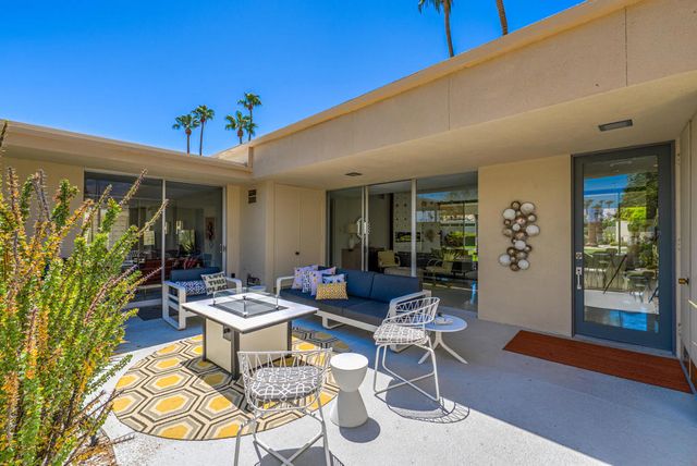 343 Westlake Terrace, Palm Springs, CA 92264