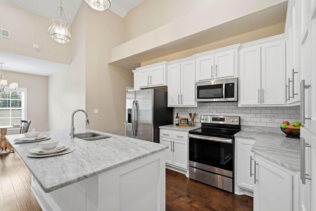 121 Edistodane Lane, Ridgeville, SC 29472