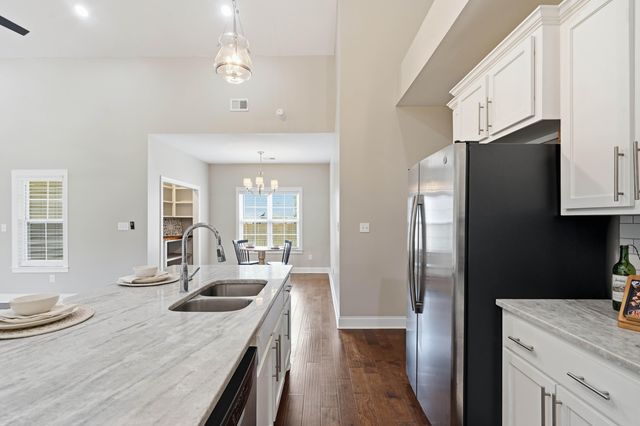 121 Edistodane Lane, Ridgeville, SC 29472
