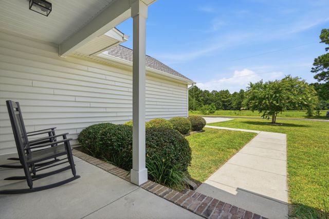121 Edistodane Lane, Ridgeville, SC 29472