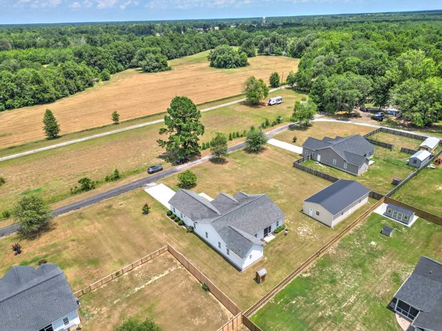 121 Edistodane Lane, Ridgeville, SC 29472