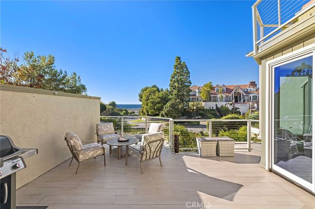 25 Lucerne Street, Newport Beach, CA 92660