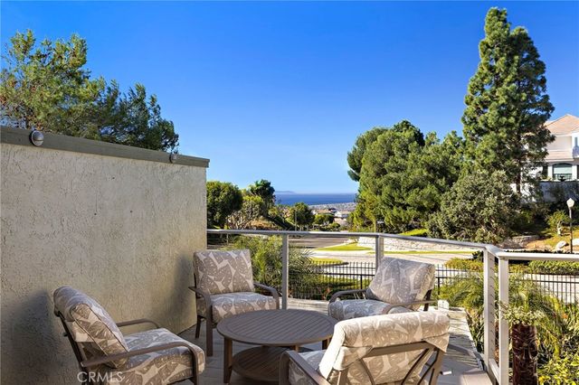 25 Lucerne Street, Newport Beach, CA 92660