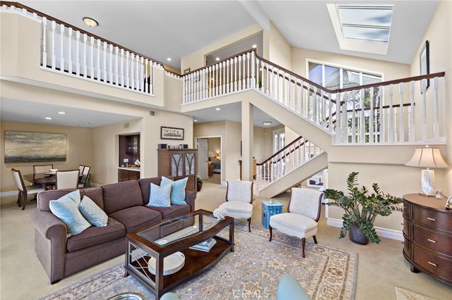 25 Lucerne Street, Newport Beach, CA 92660
