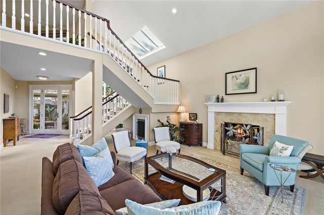 25 Lucerne Street, Newport Beach, CA 92660