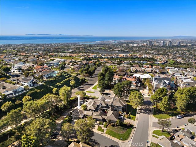 25 Lucerne Street, Newport Beach, CA 92660