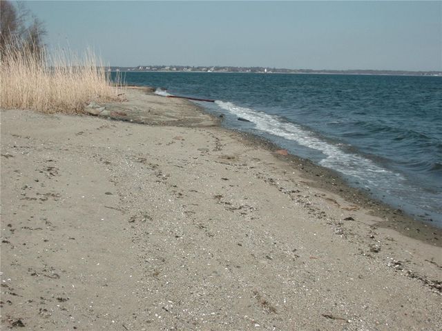 00 Grove Avenue, Warwick, RI 02889