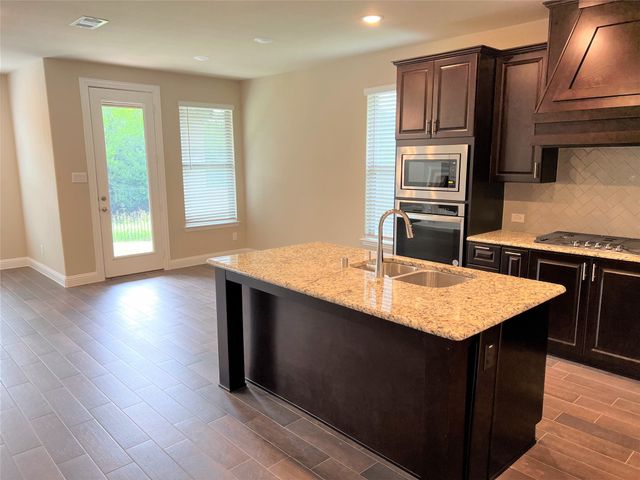 15779 Mossy Oak Lane, Frisco, TX 75035