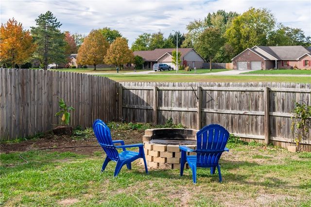 102 Calmont Farm Circle, Englewood, OH 45322