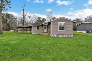 90 Oak Crest Drive, Shepherd, TX 77371