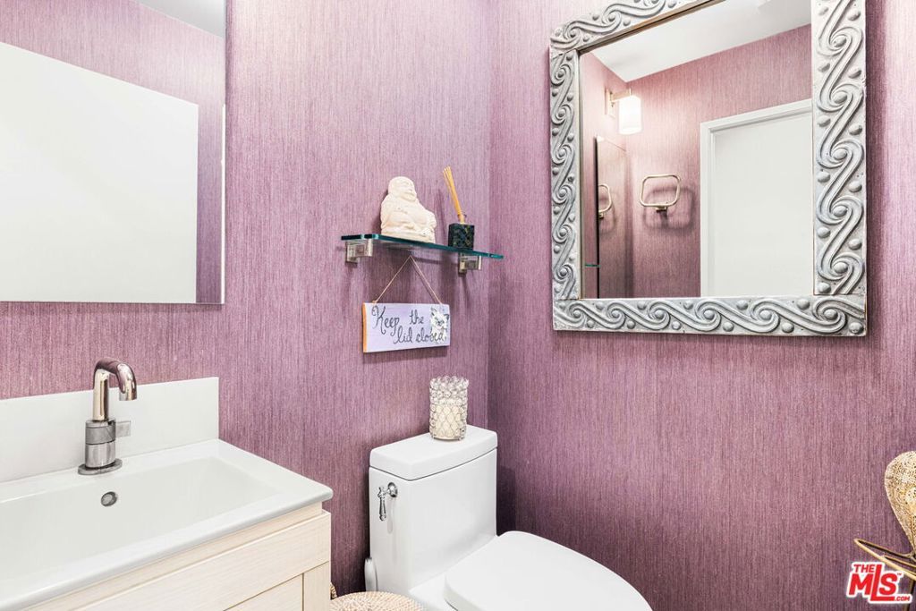 Image 15 of property listing at 1617 S Beverly Glen Boulevard 204, Los Angeles, CA 90024