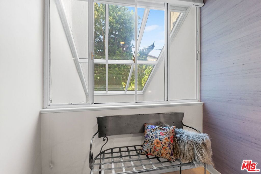 Image 22 of property listing at 1617 S Beverly Glen Boulevard 204, Los Angeles, CA 90024