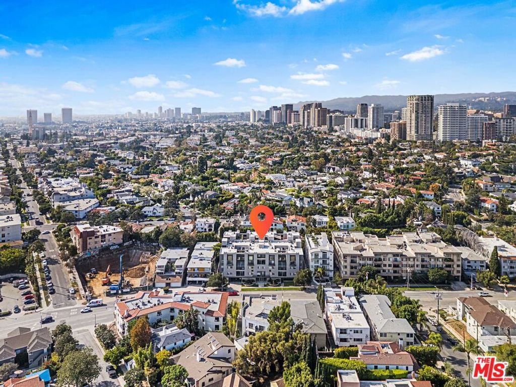 Image 32 of property listing at 1617 S Beverly Glen Boulevard 204, Los Angeles, CA 90024