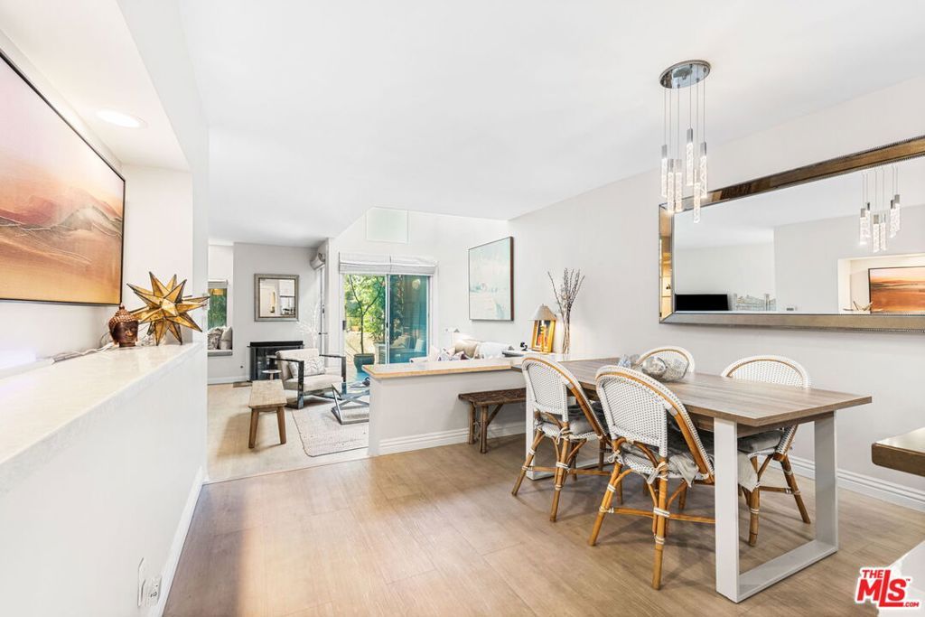 Image 7 of property listing at 1617 S Beverly Glen Boulevard 204, Los Angeles, CA 90024