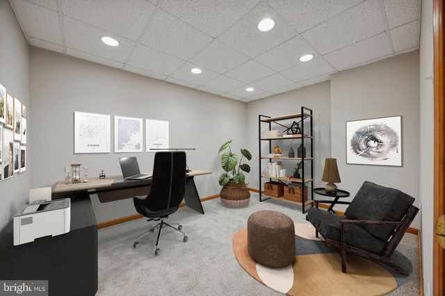 105 SUSANS LN, Perkiomenville, PA 18074