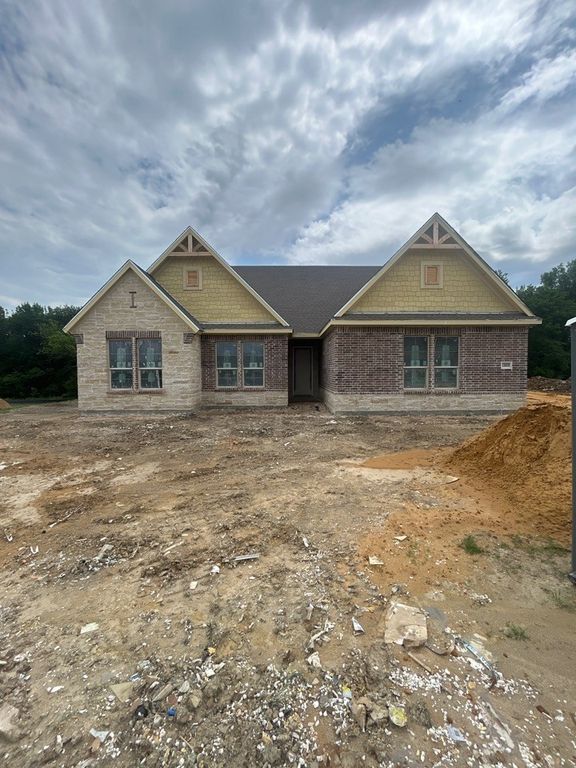 1005 Perrin Lane, Van Alstyne, TX 75495