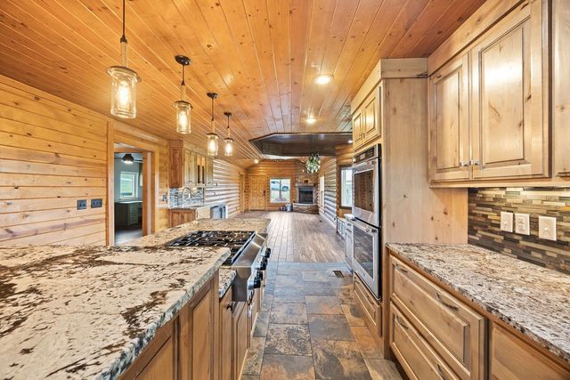 14390 W Highway 102 Highway, Gravette, AR 72736