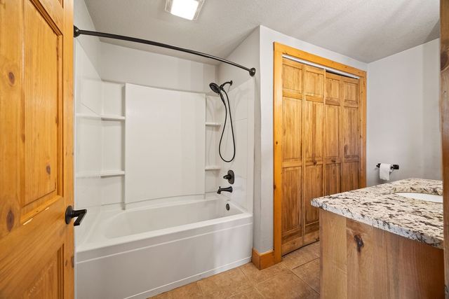 14390 W Highway 102 Highway, Gravette, AR 72736