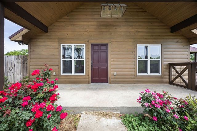 14390 W Highway 102 Highway, Gravette, AR 72736