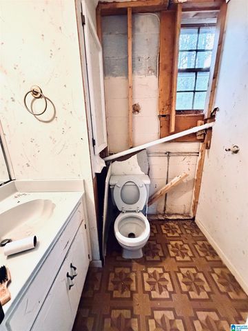 710 LOY STREET, Anniston, AL 36206