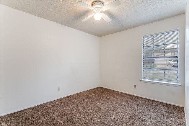 6213 Stardust Drive S, Watauga, TX 76148