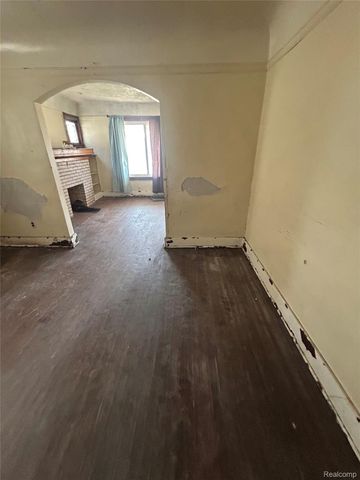 12708 Cloverlawn Street, Detroit, MI 48238