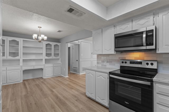 2709 Typhon Drive, Grand Prairie, TX 75052
