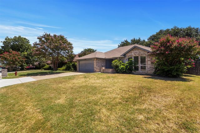 2709 Typhon Drive, Grand Prairie, TX 75052