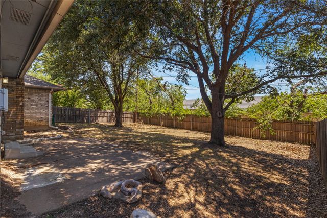 2709 Typhon Drive, Grand Prairie, TX 75052