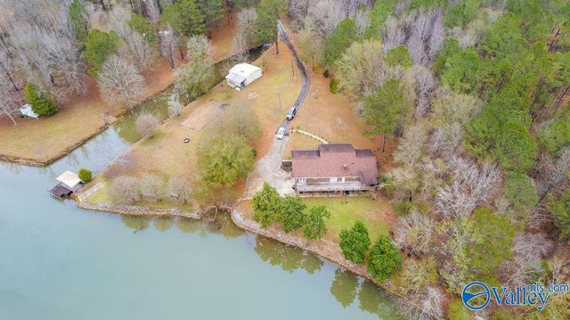 5492 Gilmer Lane, Rainbow City, AL 35906