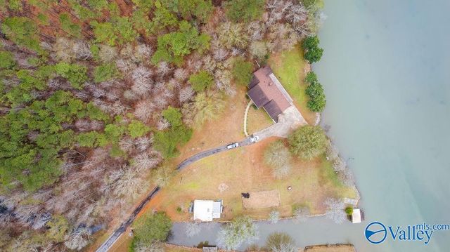 5492 Gilmer Lane, Rainbow City, AL 35906