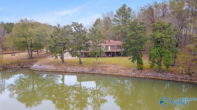 5492 Gilmer Lane, Rainbow City, AL 35906