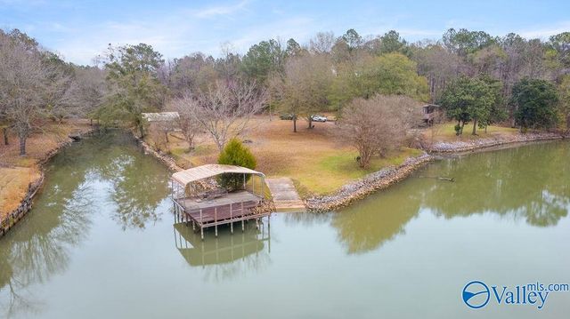 5492 Gilmer Lane, Rainbow City, AL 35906