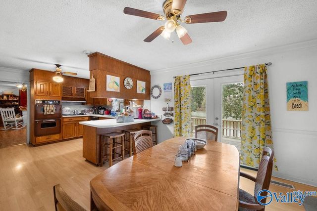 5492 Gilmer Lane, Rainbow City, AL 35906