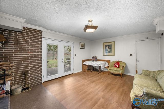 5492 Gilmer Lane, Rainbow City, AL 35906