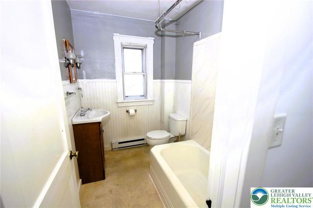 211 North Street 2, Bethlehem City, PA 18018