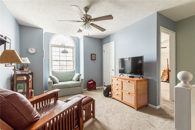 28 Hamlin Drive, Canandaigua City, NY 14424