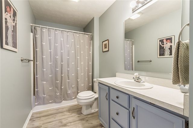 28 Hamlin Drive, Canandaigua City, NY 14424