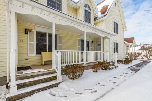 28 Hamlin Drive, Canandaigua City, NY 14424