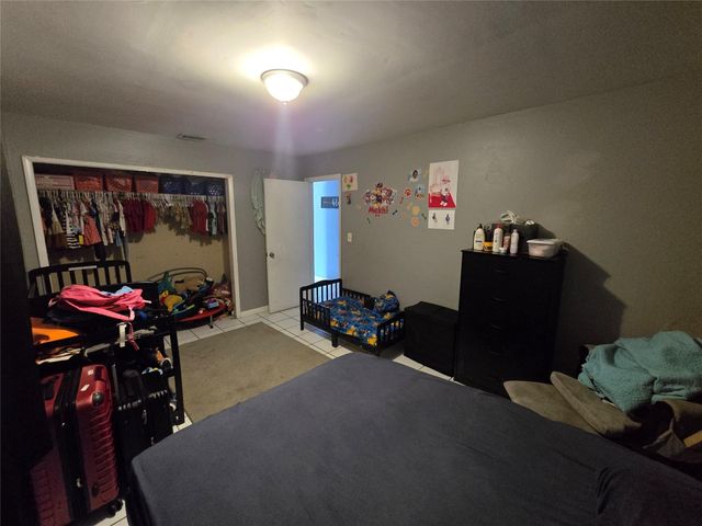 413 SW 73rd Avenue, North Lauderdale, FL 33068