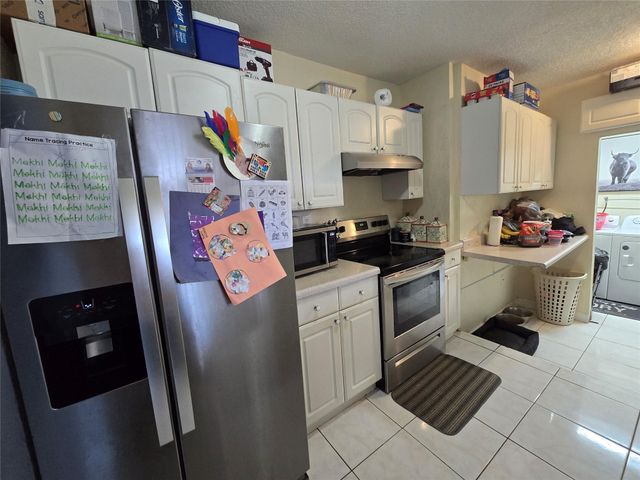 413 SW 73rd Avenue, North Lauderdale, FL 33068