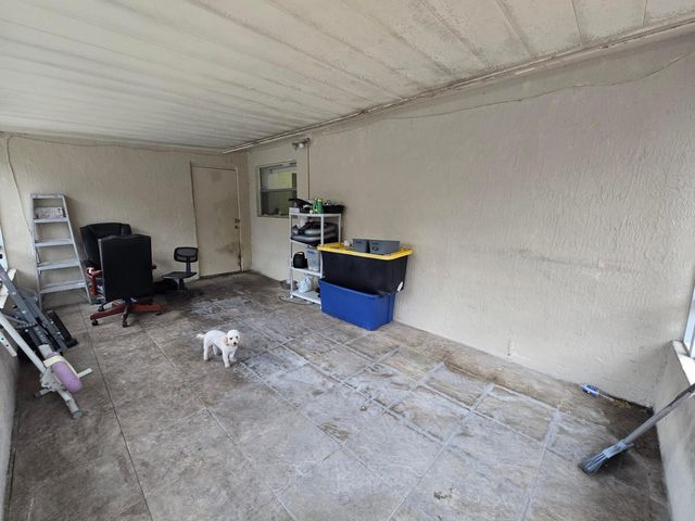 413 SW 73rd Avenue, North Lauderdale, FL 33068