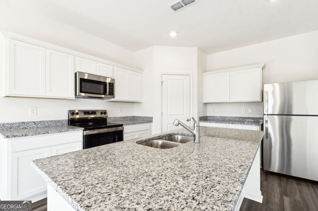 94 Rowlett Place, Bethlehem, GA 30620