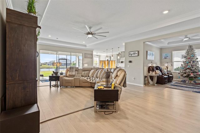 16545 STAR GRASS CIRCLE, Bradenton, FL 34211