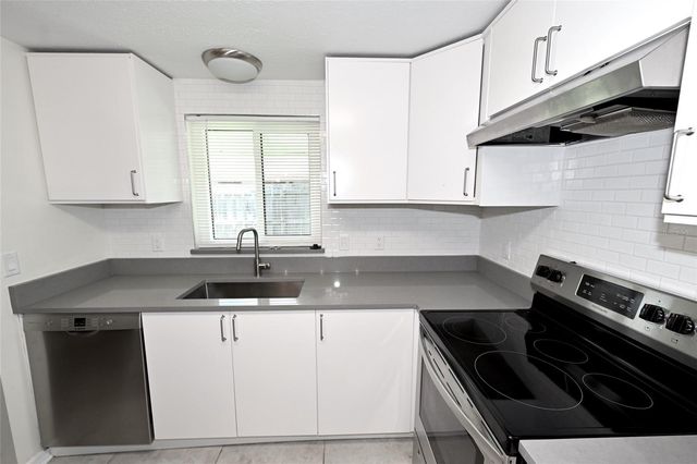 1922 MARCIA STREET, Sarasota, FL 34231